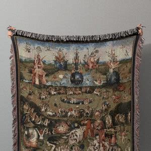 Guardian Spirits of the Forest - A Tapestry Woven From Dreams and Earthly Delights!